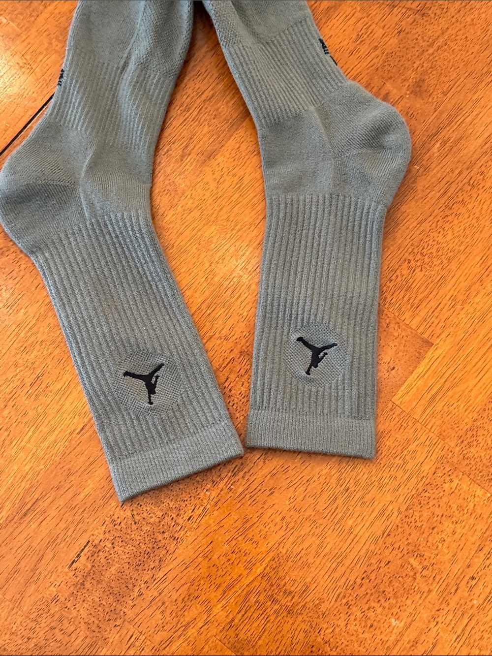 Jordan Men's Crew Athletic Socks - Gray L